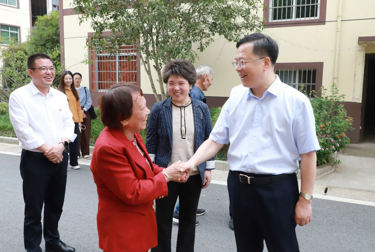 高屹在江山市白沙村調(diào)研時(shí)強(qiáng)調(diào)：牢記囑托&nbsp;感恩奮進(jìn)讓新時(shí)代的白沙村好上加好越來越好